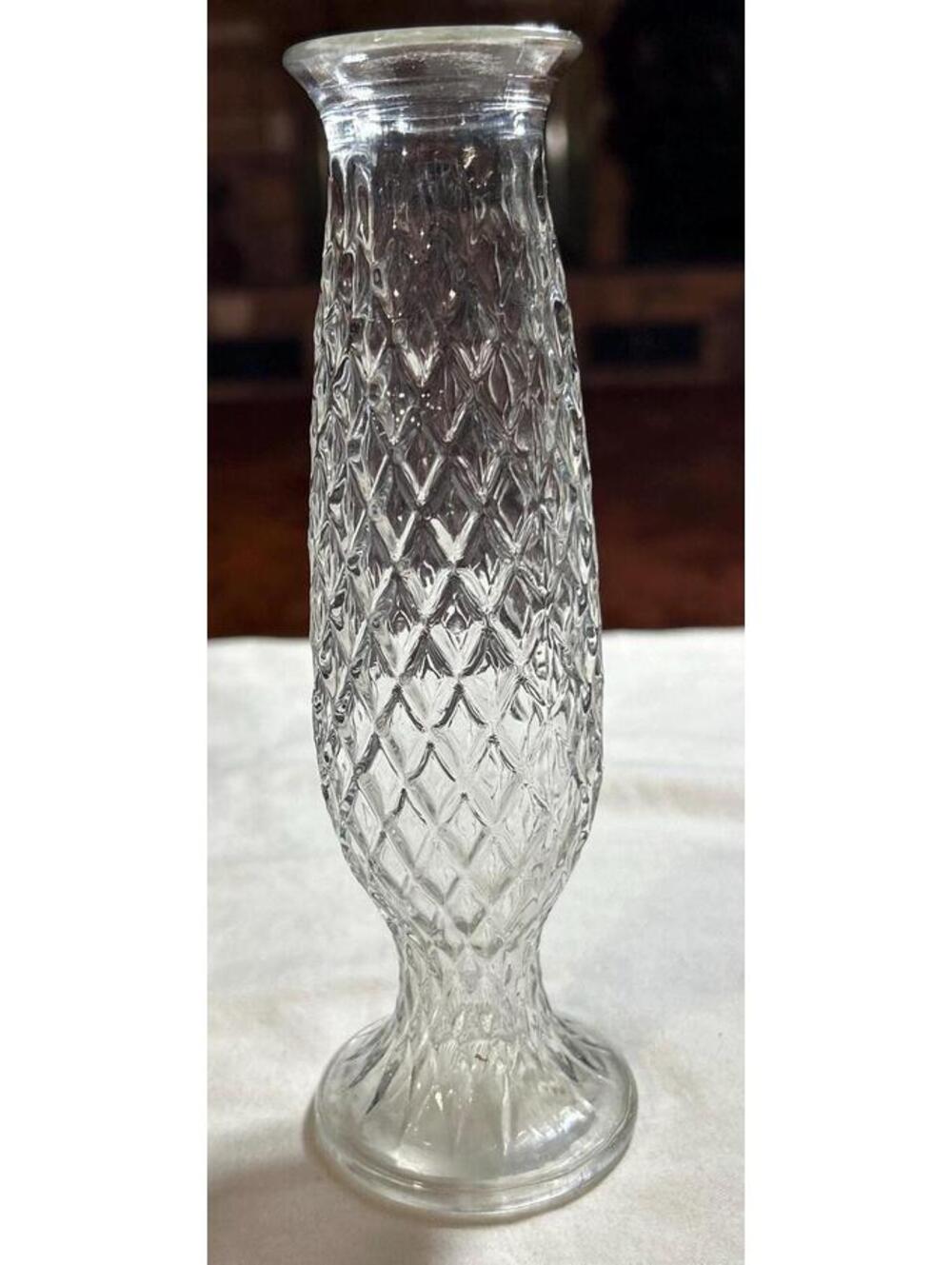 E. O. Brody Diamond Lattice Clear Glass Bud Vase